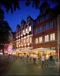 Hausbrauerei Zum Schlüssel, Ausschank